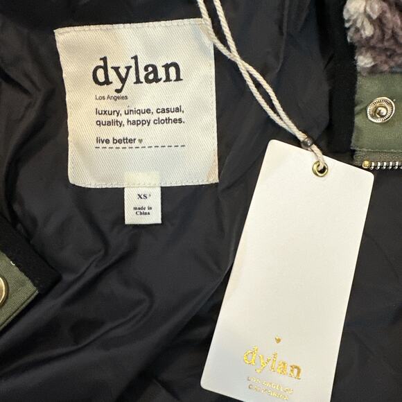 NWT Dylan Los Angeles Sherpa Fleece Jacket Tan Green Camo Women's Size XS - Picture 7 of 10
